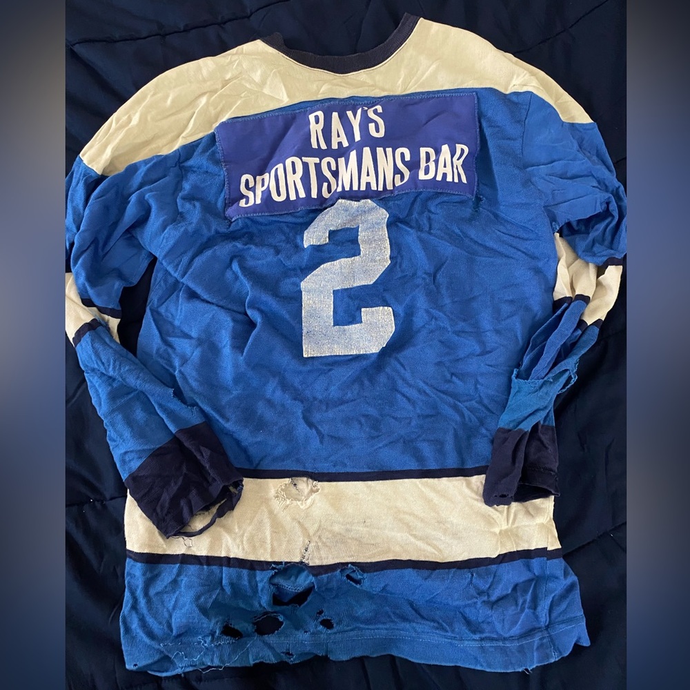 Retro distressed jersey